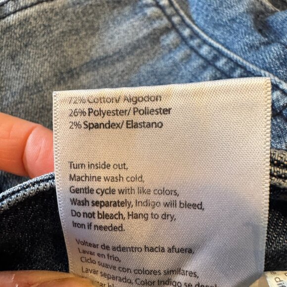 RISEN Medium Wash Ombre Hem Patch Pocket Wide Leg Jeans - Picture 9 of 9